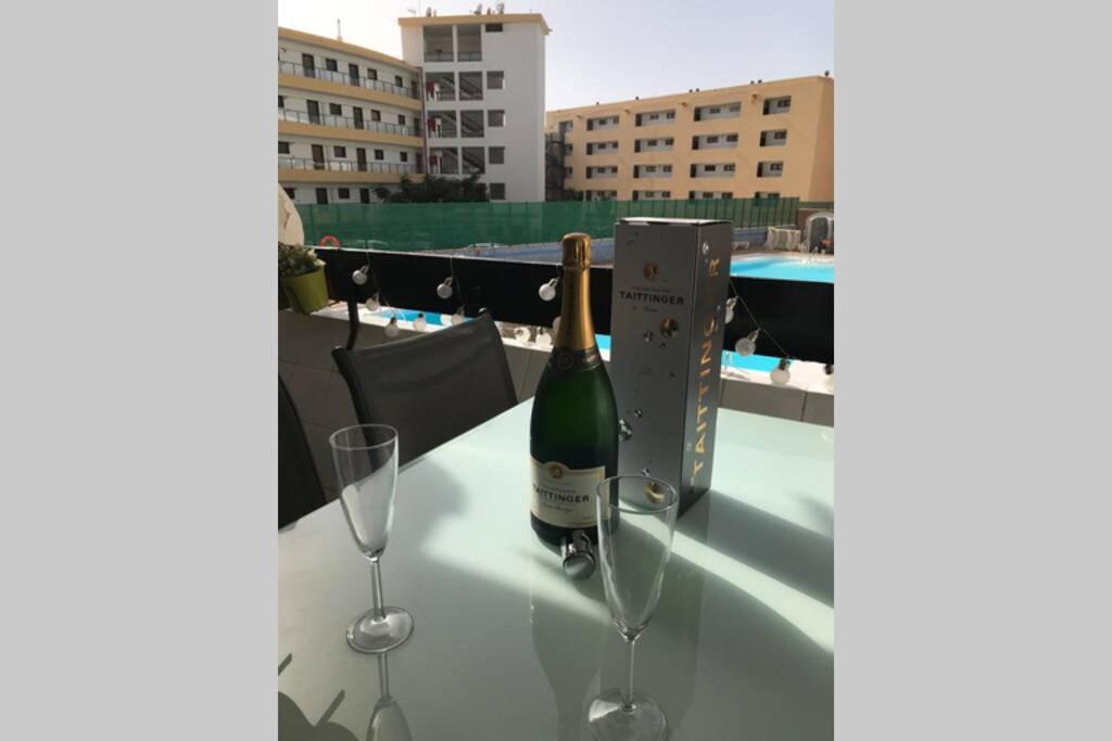 Yumbo Beach Apartment Perfect Location Free Fast Wifi Playa del Inglés Eksteriør billede